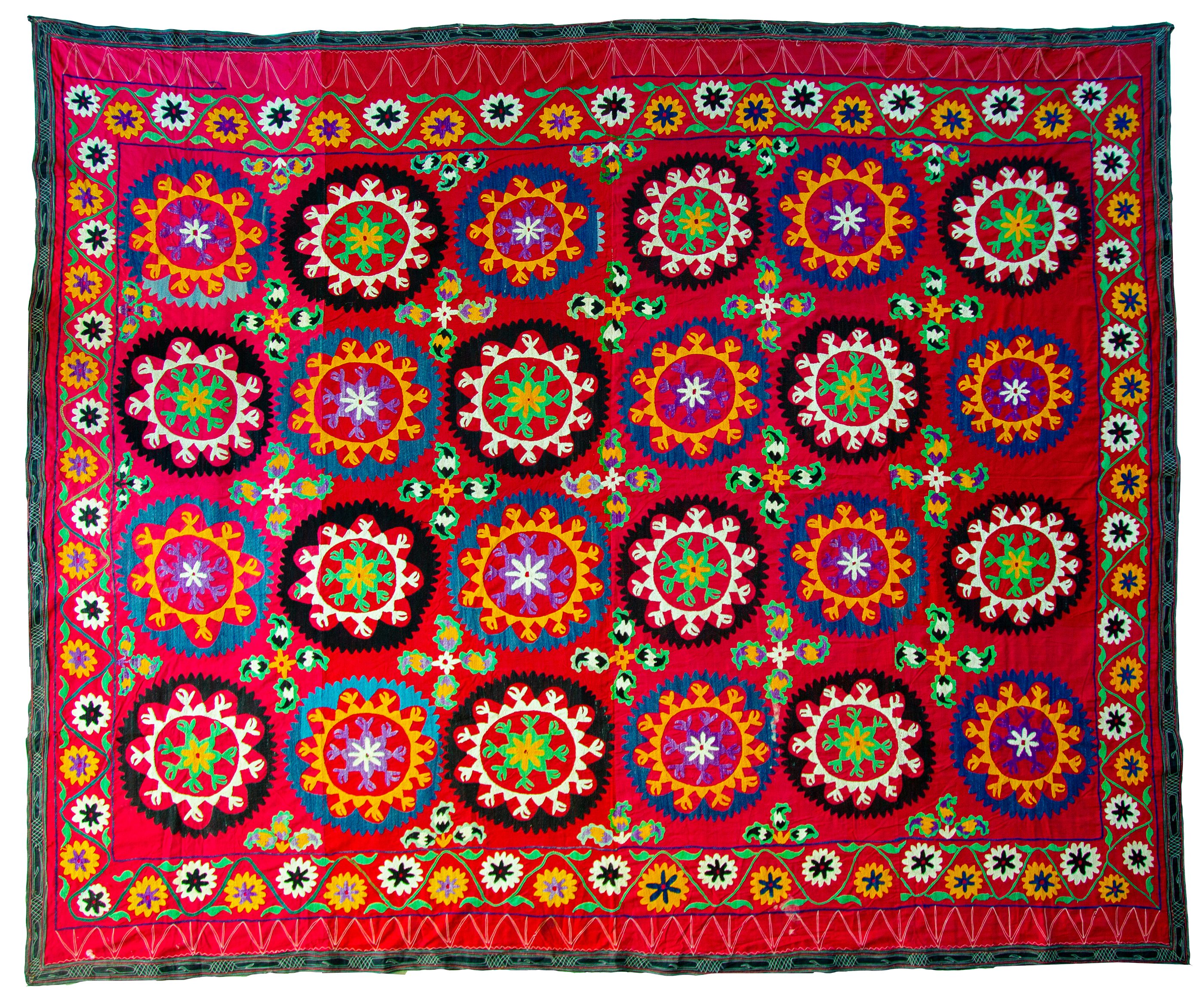 Crimson ground, thirty rosettes — gulkurpa, Samarkand